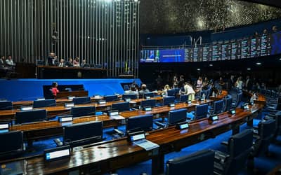 Congresso retoma calendário após semana focada no direito das mulheres