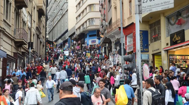 Pnad Contínua 2025: número de brasileiros com menos de 30 anos cai 10,4% desde 2012