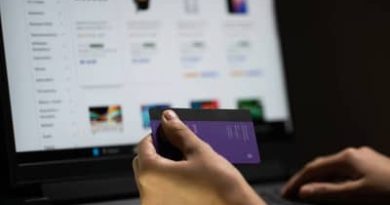 “Taxa das blusinhas” manteve cerca de 135 mil empregos e R$ 20 bilhões na economia, aponta CNI